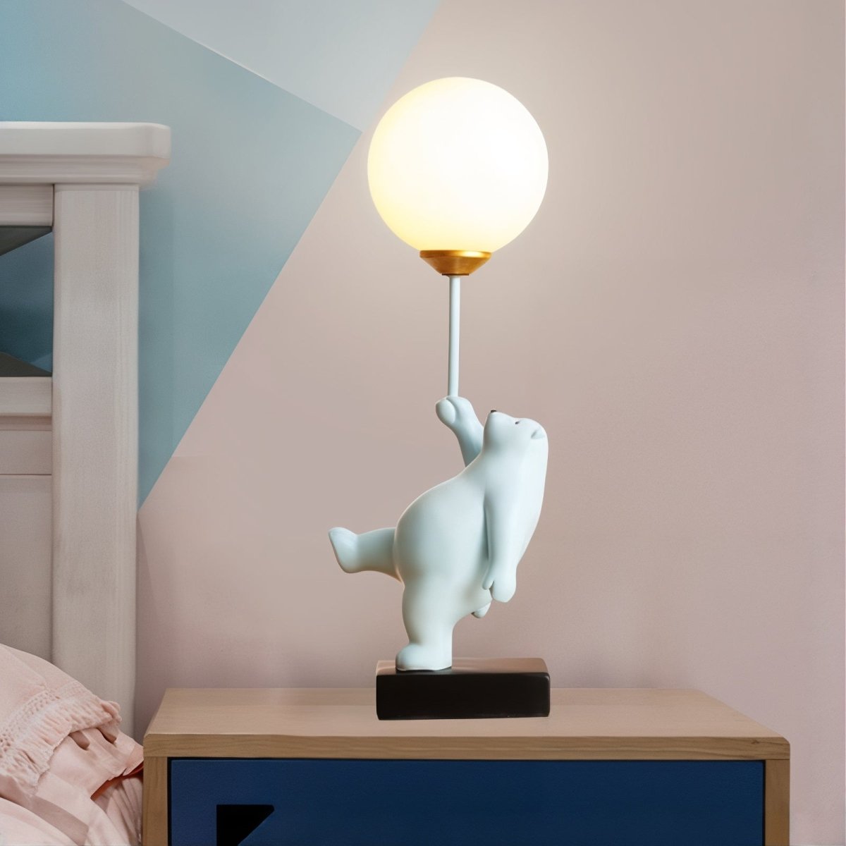 Lampe de Table Bébé Ours - Éclairage Doux et Charmant pour Enfant