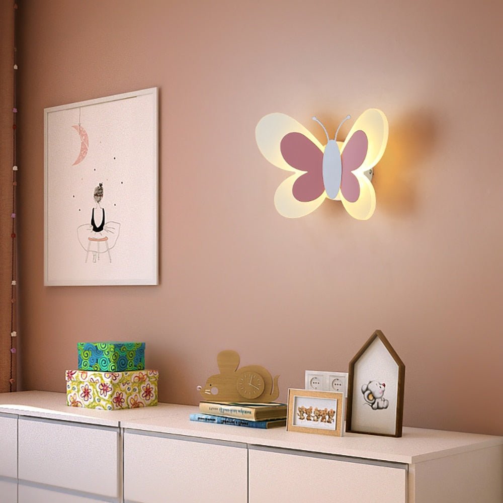 Lampe Murale Papillon LED - Design Créatif et Économe en Énergie