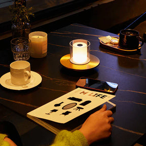 Lampe LED Inductive Moderne - Éclairage Intelligent et Énergétique