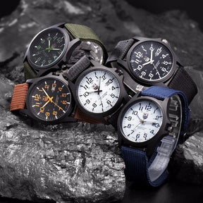 Montre Militaire Lumineuse Étanche - Design Robuste et Multifonctionnel