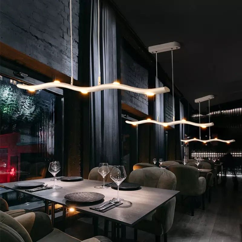 Suspension LED Linéaire Économique - Éclairage Élégant et Durable