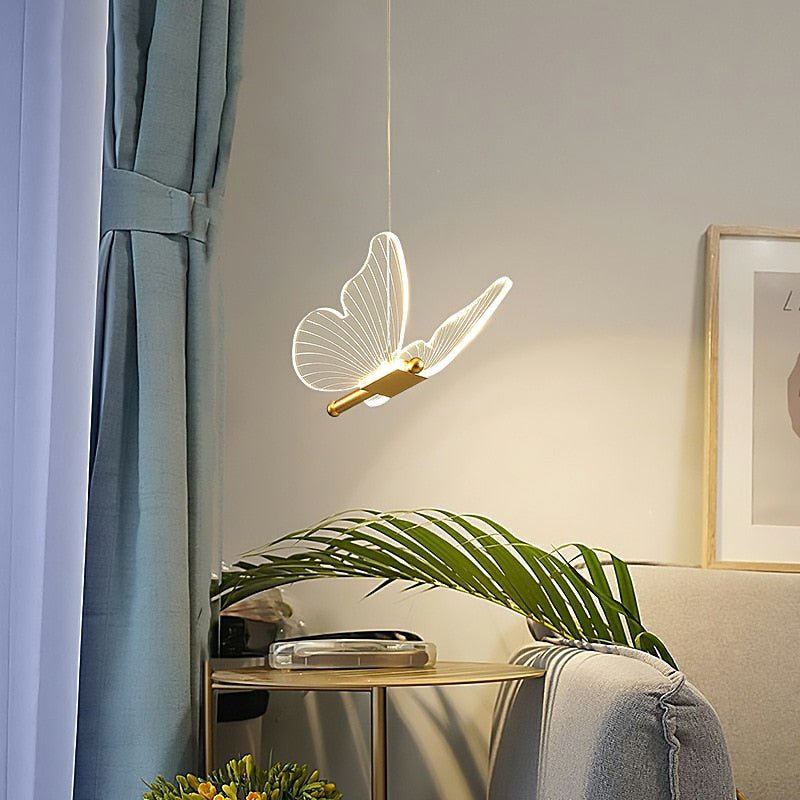 Pendentif LED Ailes de Papillon - Éclairage Élégant et Ambiance Magique