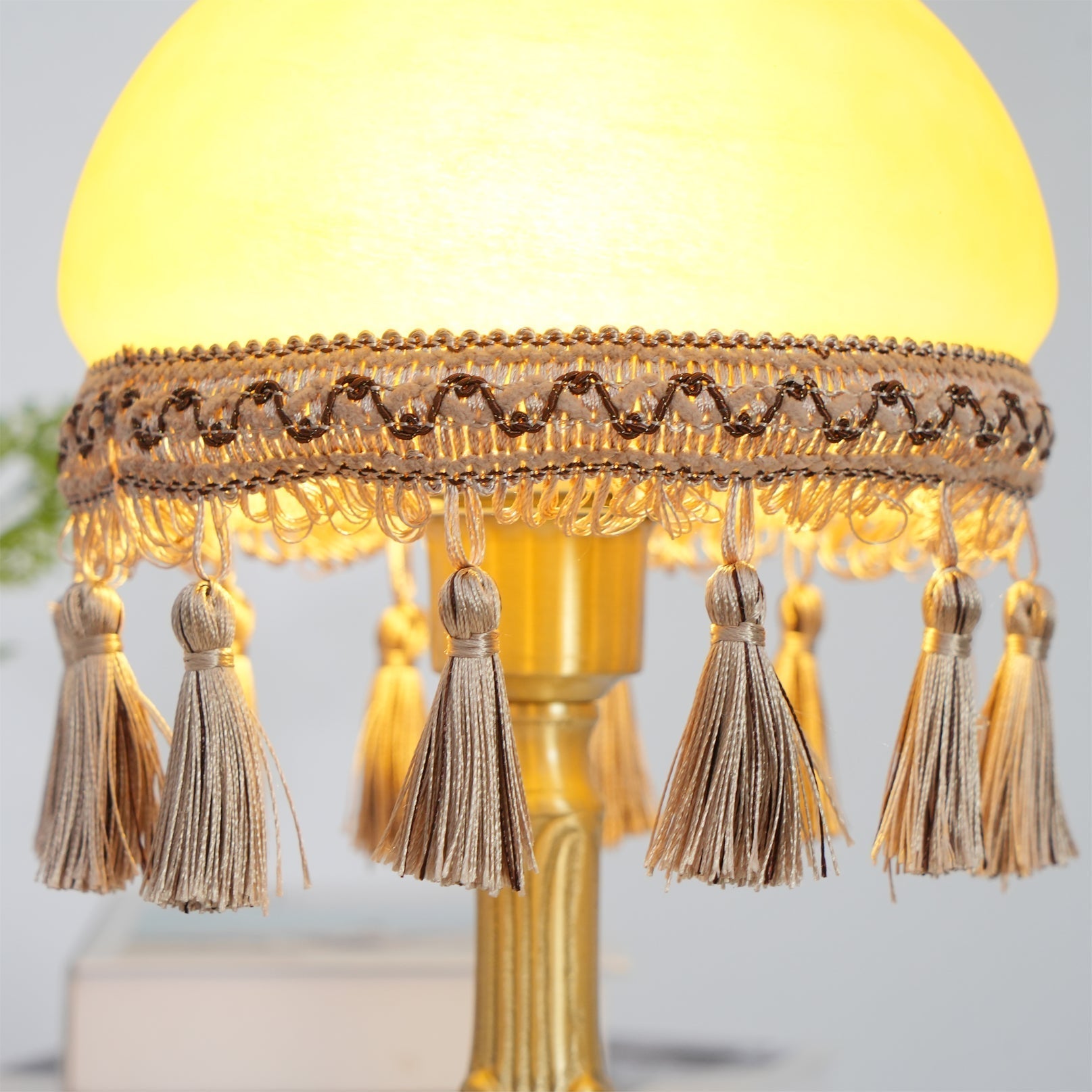 Lampe de Bureau en Laiton - Élégance Classique avec Détails Français