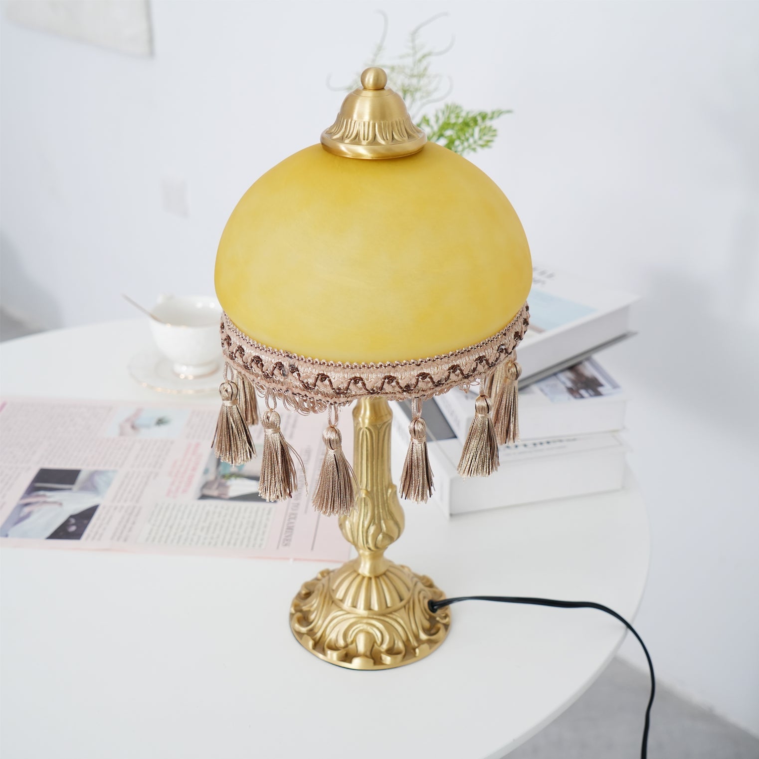 Lampe de Bureau en Laiton - Élégance Classique avec Détails Français
