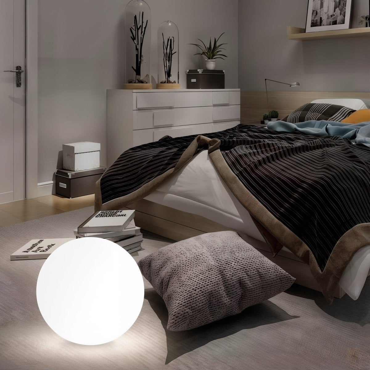 Lampe LED Portable de Jardin - Éclairage Rechargeable et Ambiance Colorée