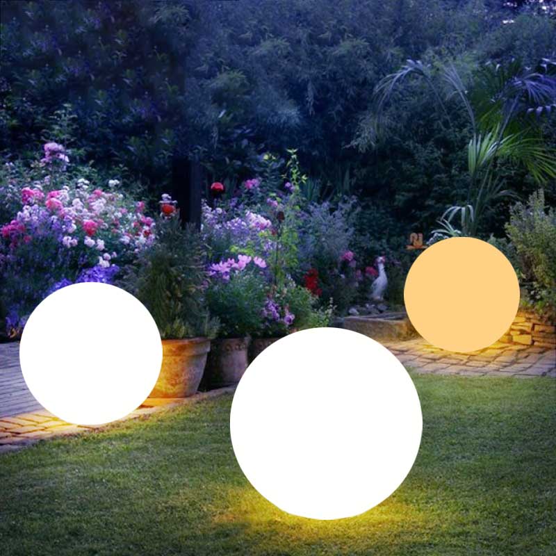 Lampe LED Portable de Jardin - Éclairage Rechargeable et Ambiance Colorée