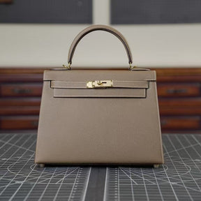 Sac à Main Saffiano pour Femmes - Élégance et Fonctionnalité au Quotidien