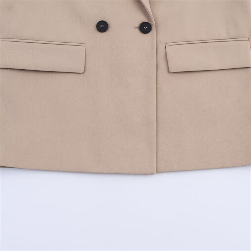 Manteau Cape en Laine pour Femmes - Design Ample avec Col Revers et Boutonnage