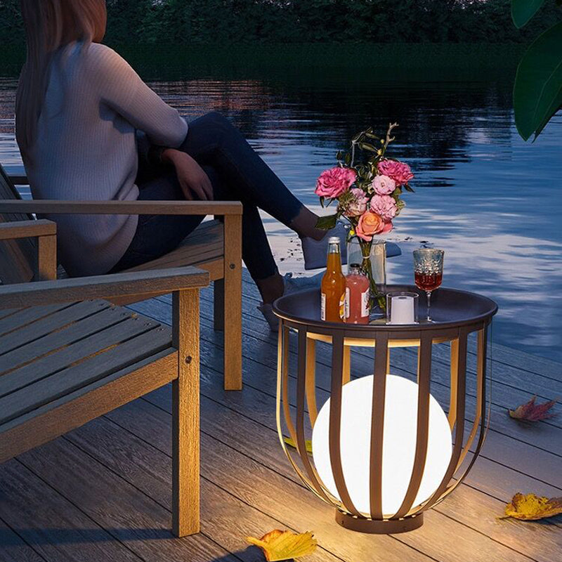 Lampe Solaire de Jardin Durable - Éclairage LED Écologique et Résistant