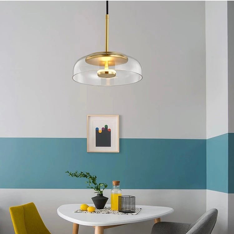 Lumière LED Énergétiquement Efficace - Design Élégant et Économie d'Énergie
