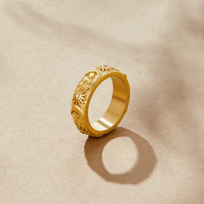 Bague dorée motif céleste harmonie