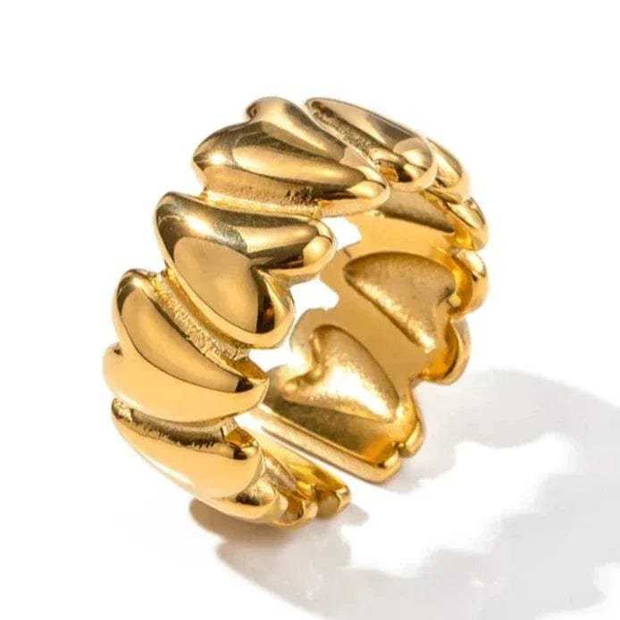Bague cœur élégante portée douceur