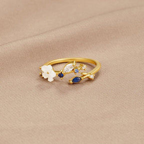 Bague fleurie cristal blanc et bleu éclatant