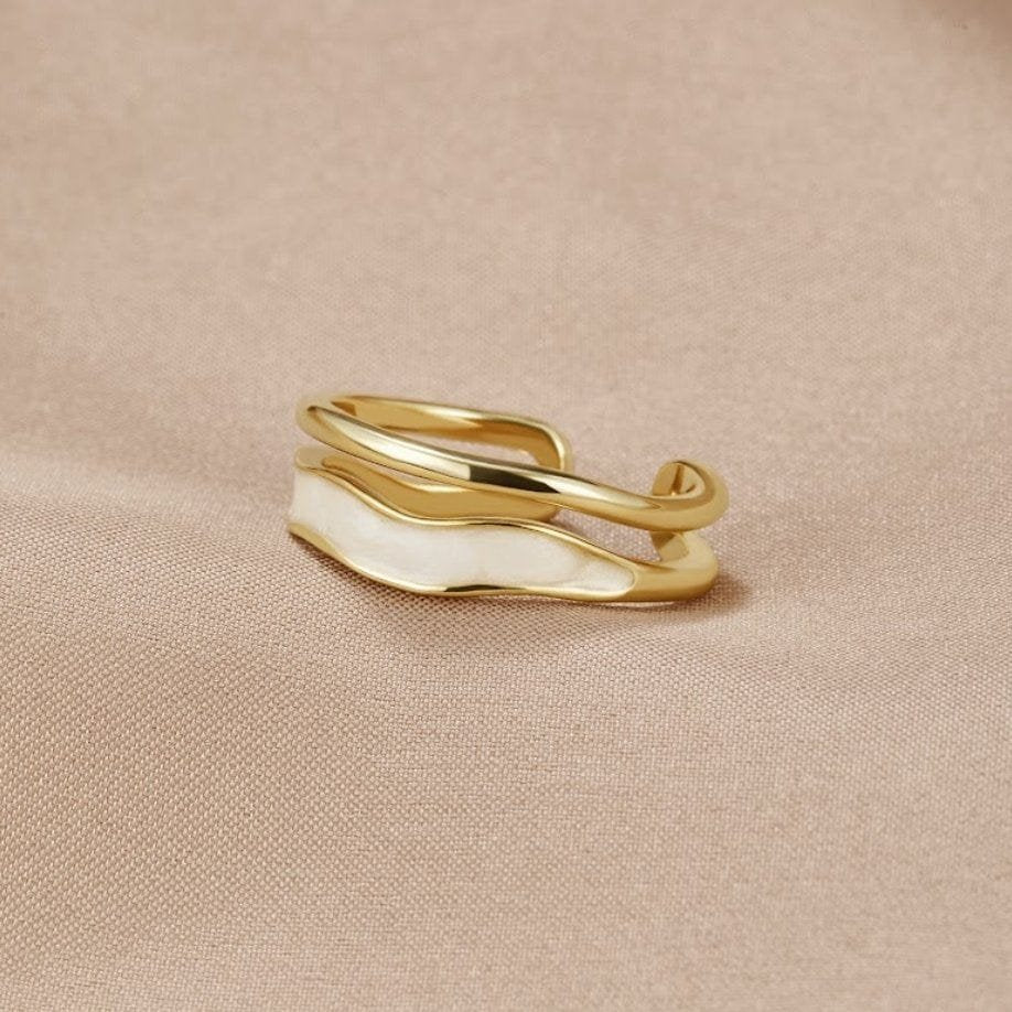 Bague superposée plaquée or vue de face soleil