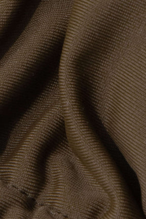 Ensemble bikini contrasté vue arrière sable