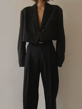 Blazer court noir élégant étoile