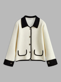 Blazer bicolore élégant en tricot blanc et noir harmonie