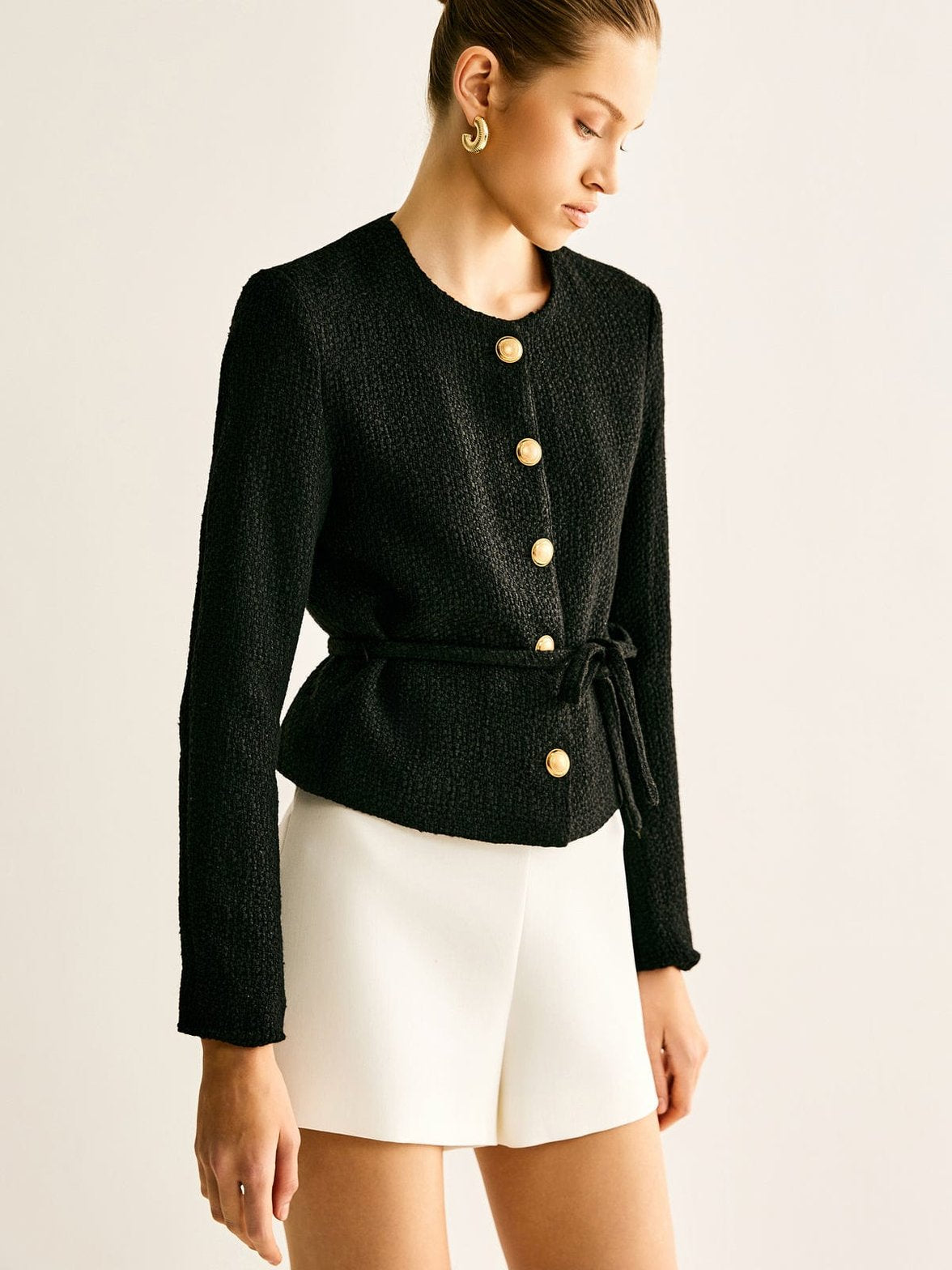 Blazer noir ceinturé détail ceinture étoile