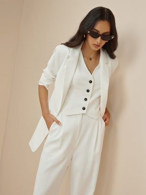 Blazer chic blanc sérénité