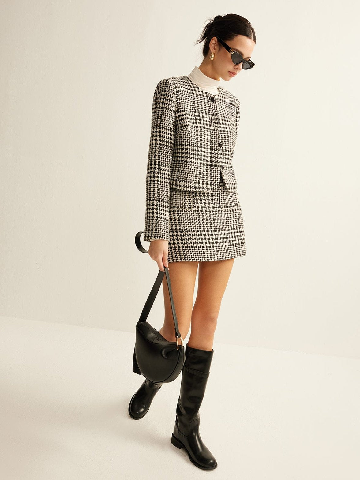 Blazer pied-de-poule porté tendance