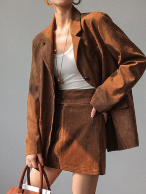 Blazer daim marron élégant harmonie