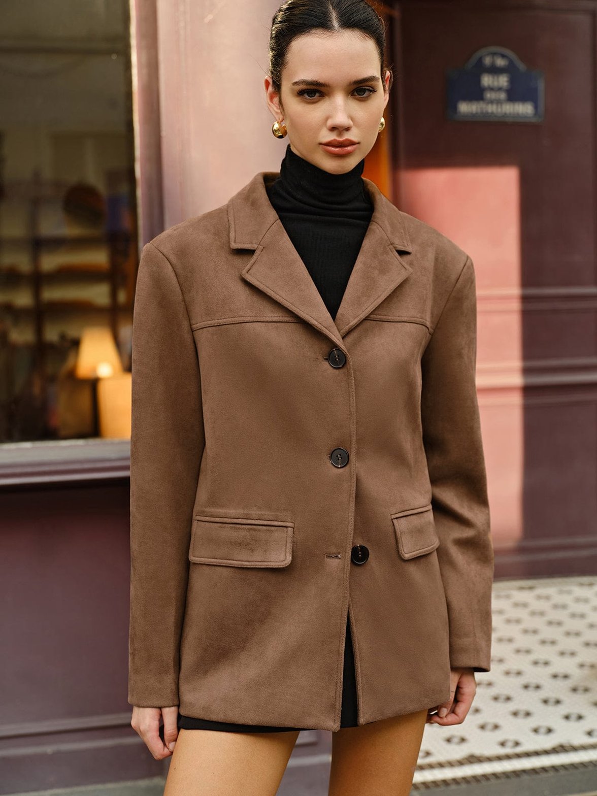 Blazer détail boutons élégant sérénité