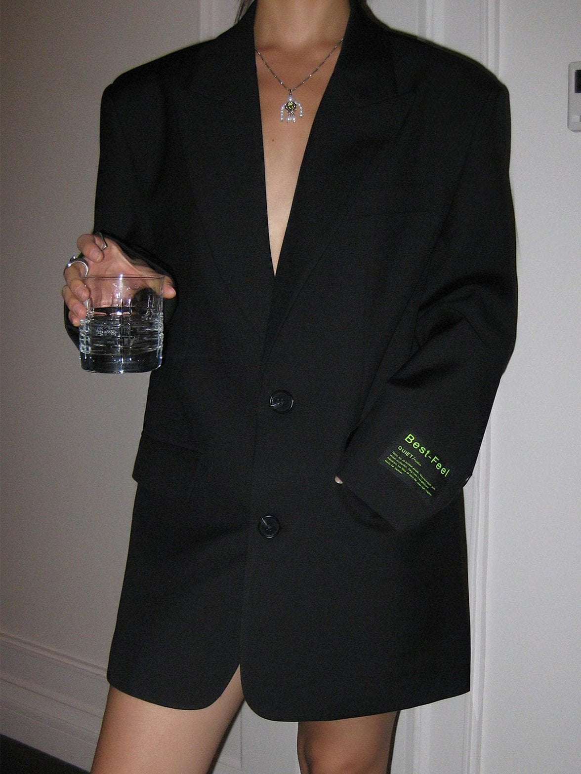 Blazer noir style oversize radieux