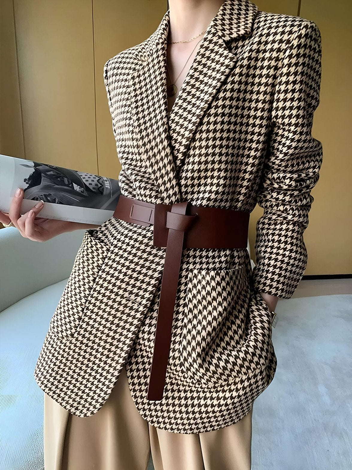 Blazer pied-de-poule vue de face élégance