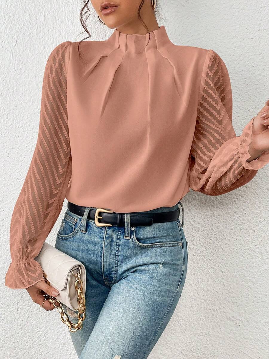 Blouse sophistiquée détail dentelle whisper
