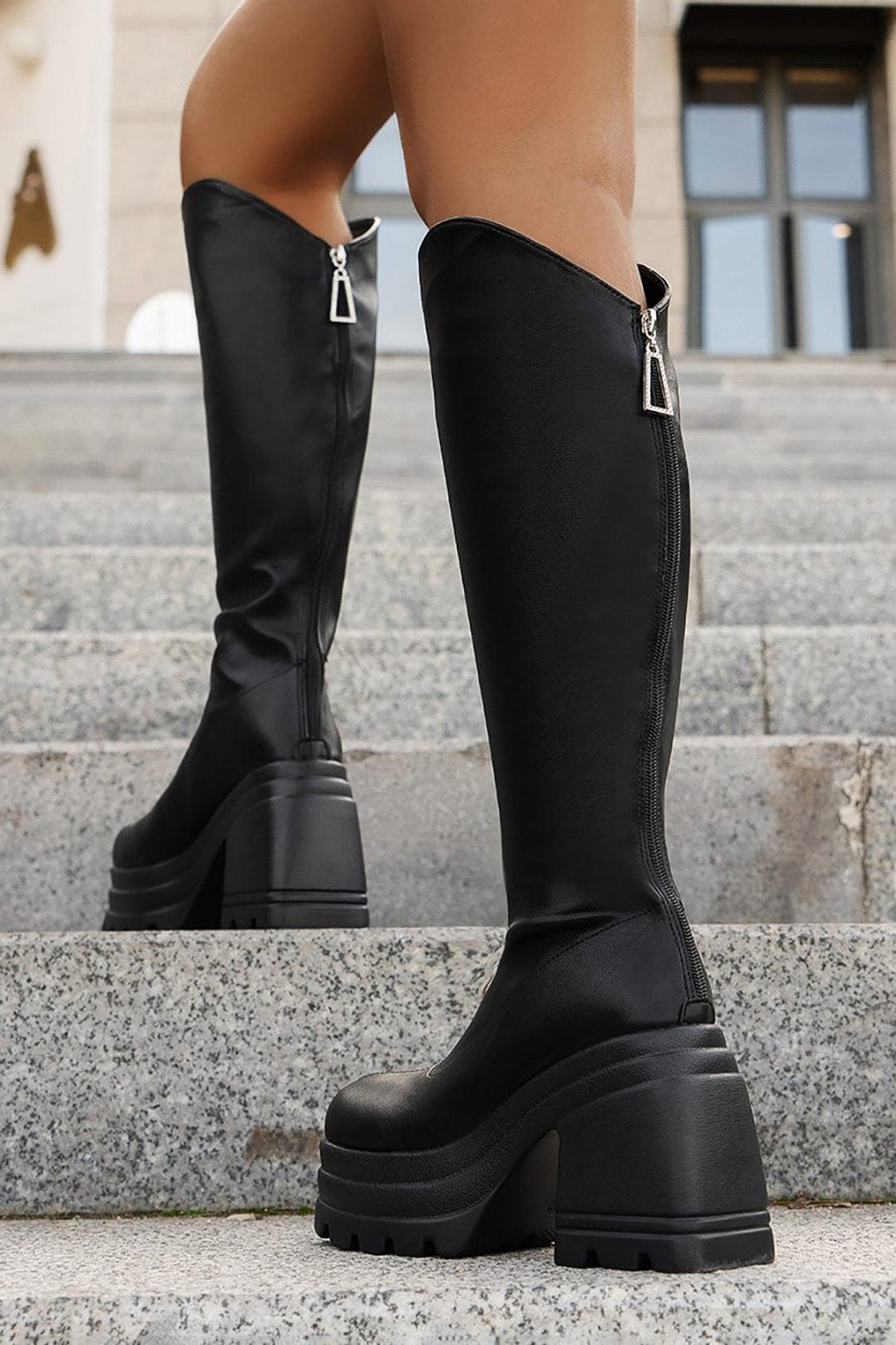 Bottes noires classiques vue de dessus étoile