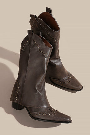 Bottes western en cuir marron cloutées étoile