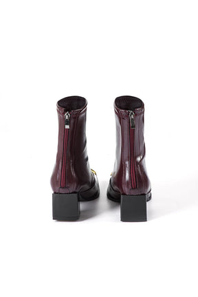Bottines bordeaux détail ornement délicate