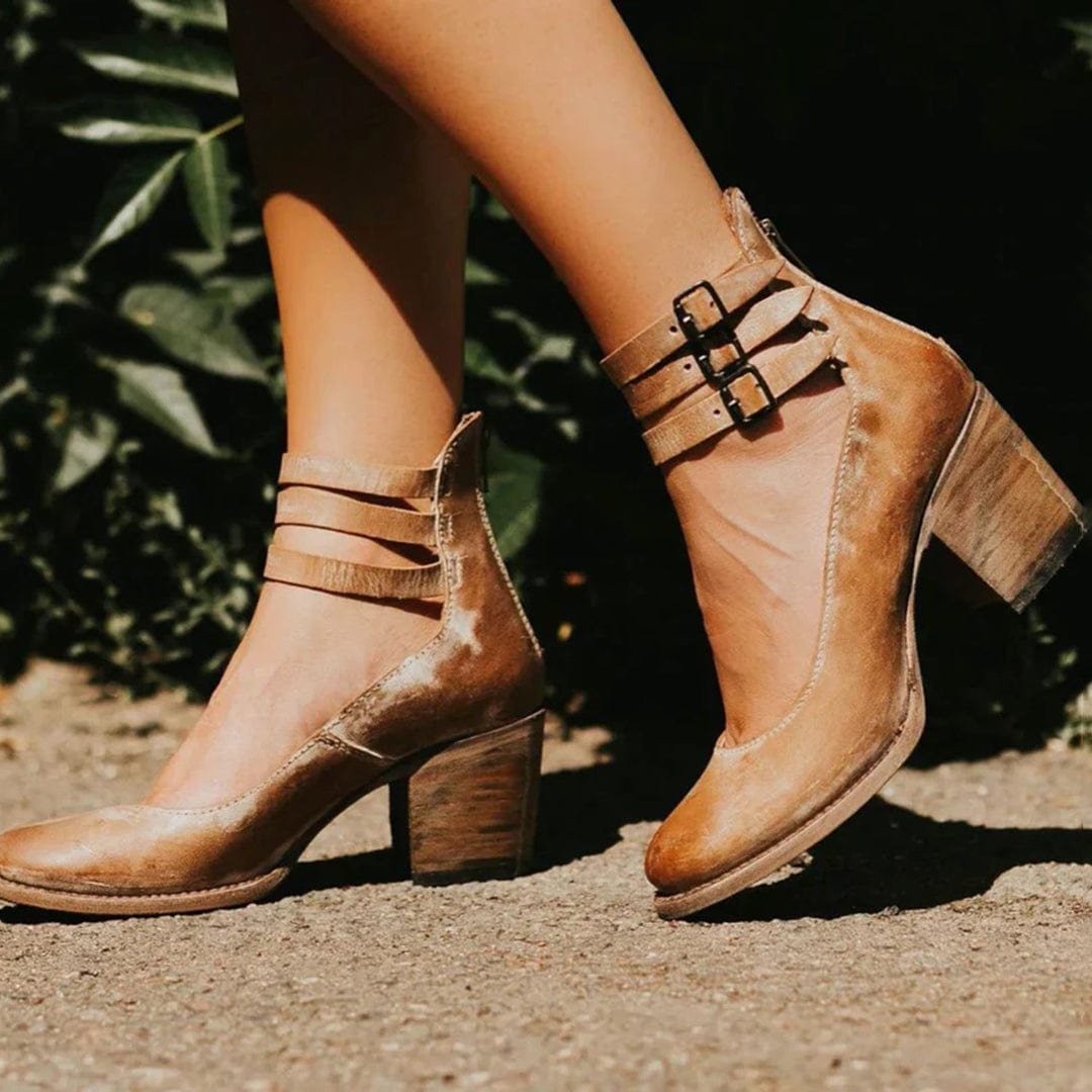 Bottines en cuir camel élégantes soleil