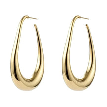 Boucles d'oreilles mise en scène océan