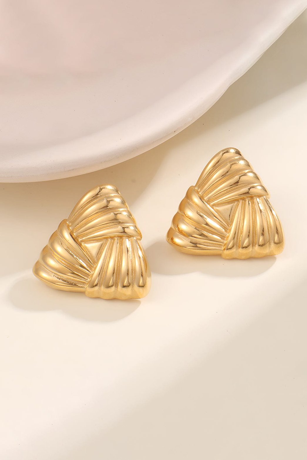 Boucles d'oreilles géométriques dorées sublime
