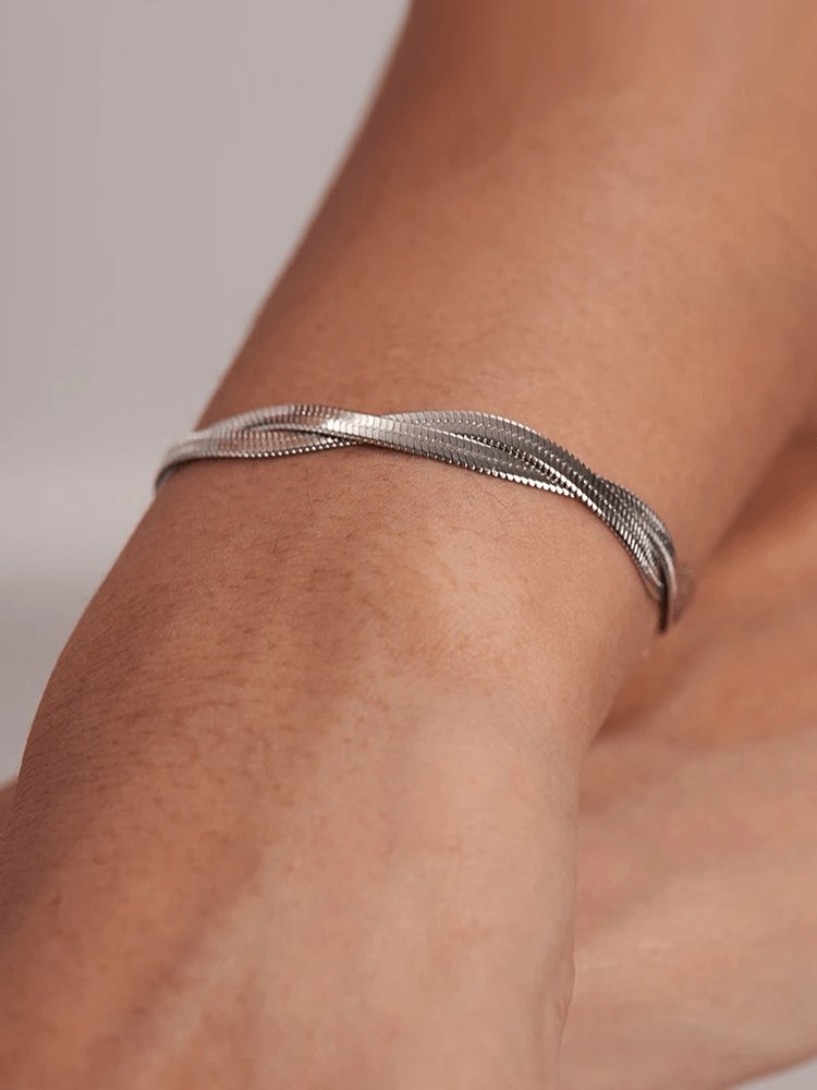 Bracelet chaîne serpent détail brillance