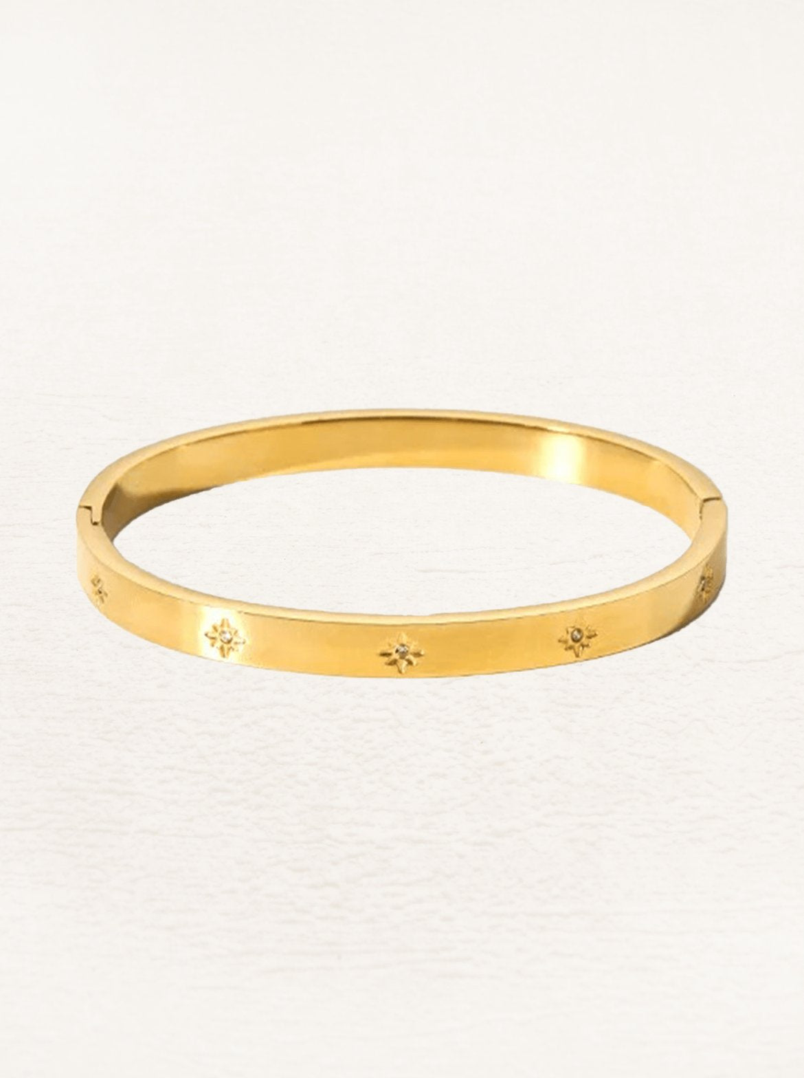 Bracelet jonc étoilé plaqué or vue principale éclat