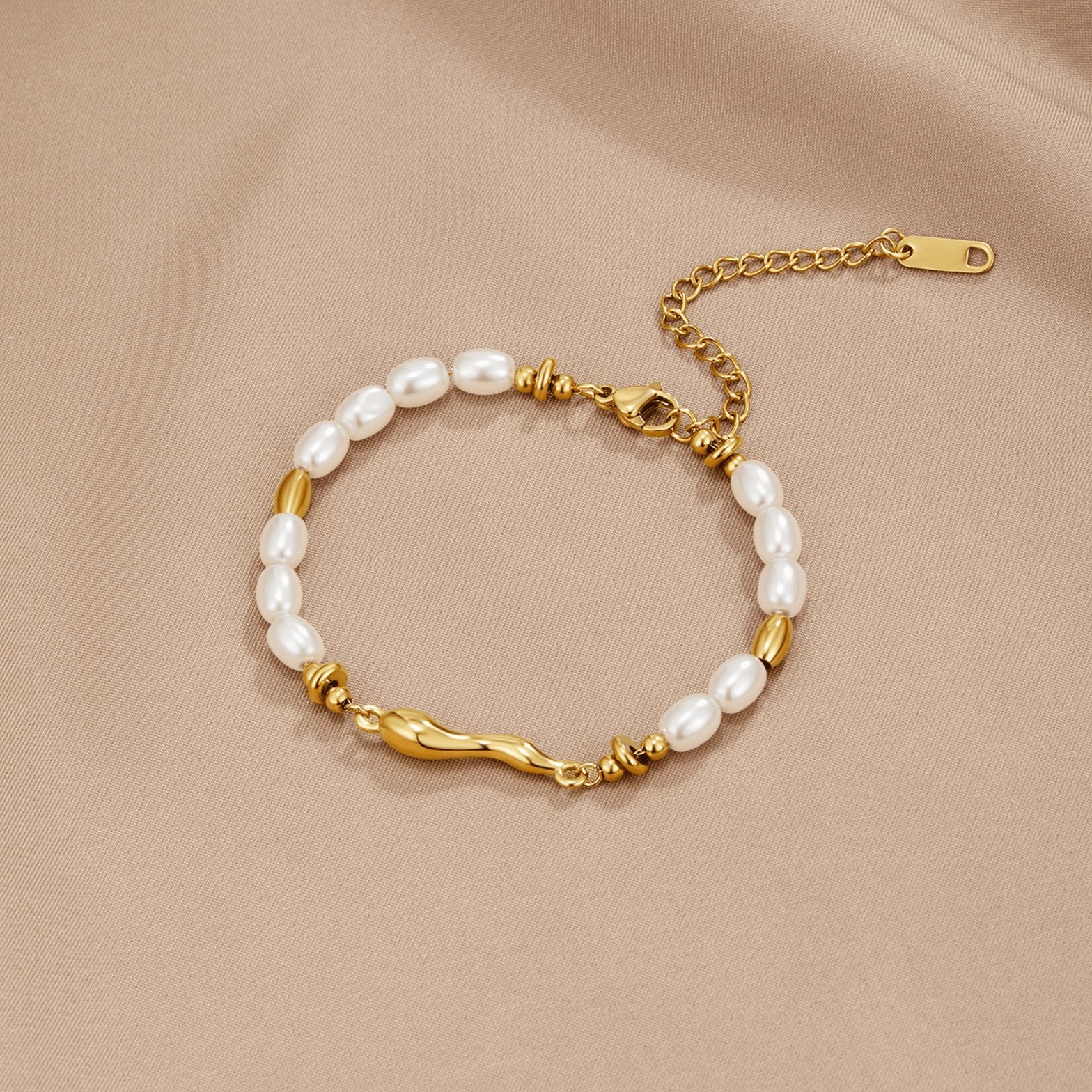 Bracelet perles d'eau douce élégant douceur