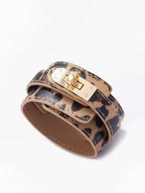 Bracelet léopard détail fermoir lune