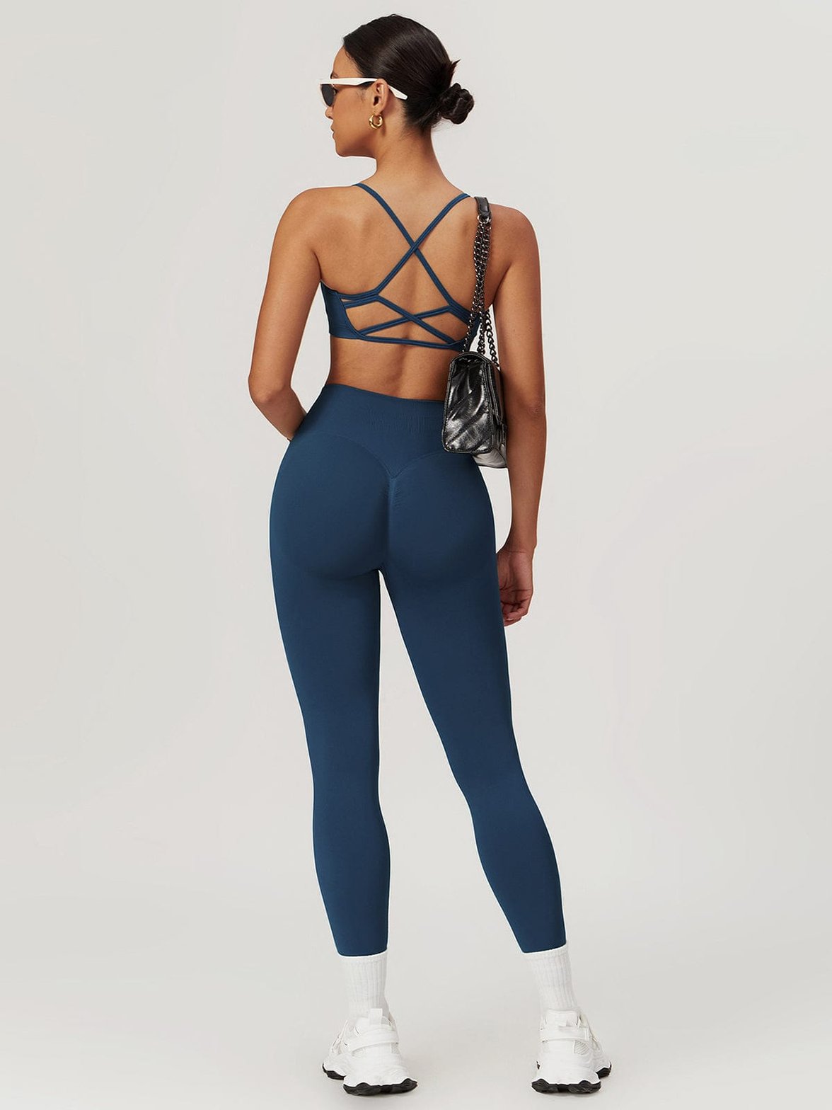 Brassière sport dos croisé bleu marine étoile