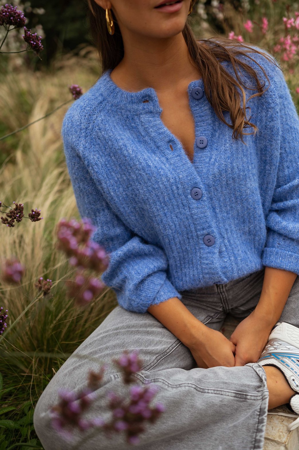 Cardigan bleu style casual douceur