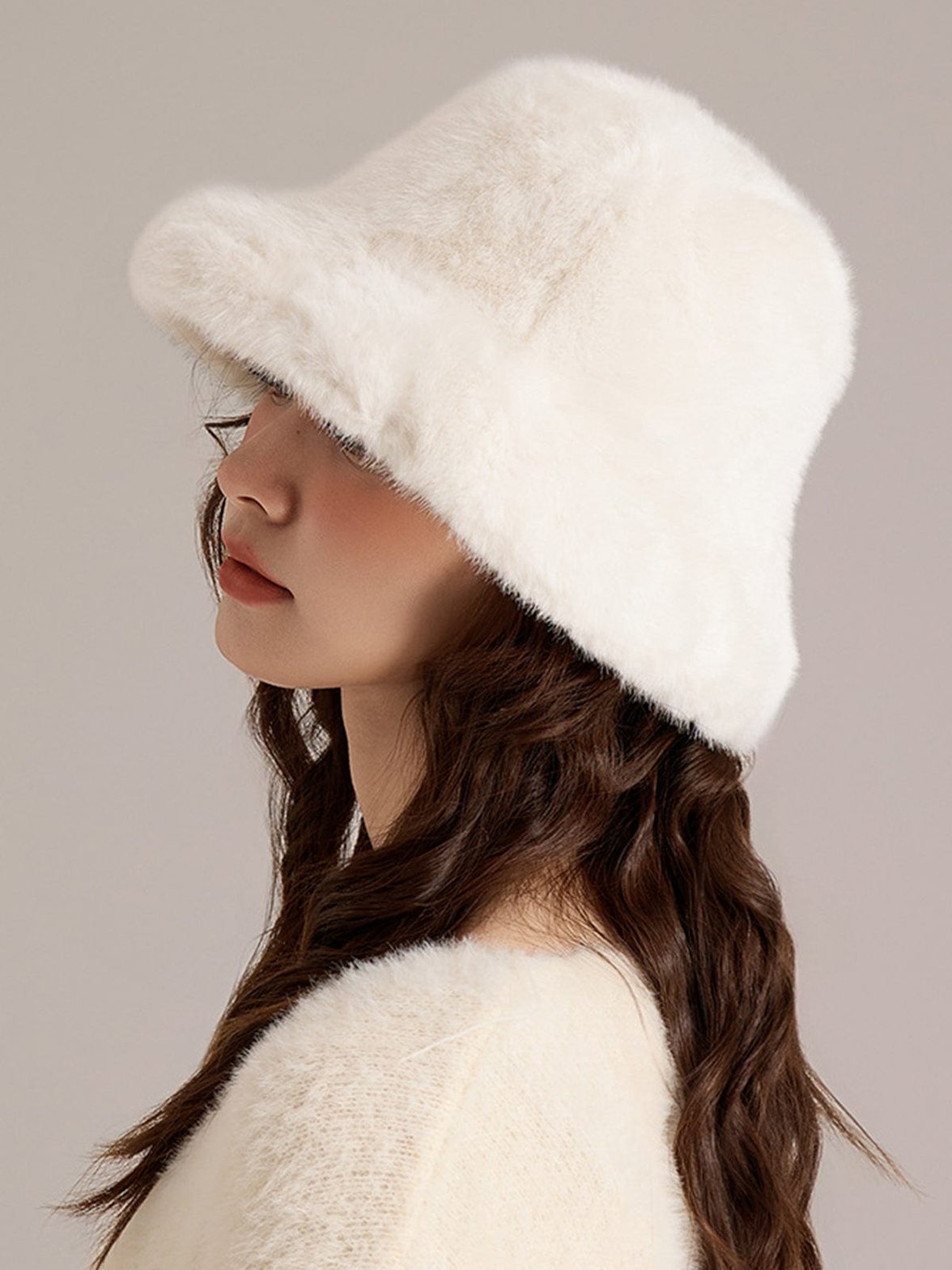 Chapeau bob peluche blanc confort