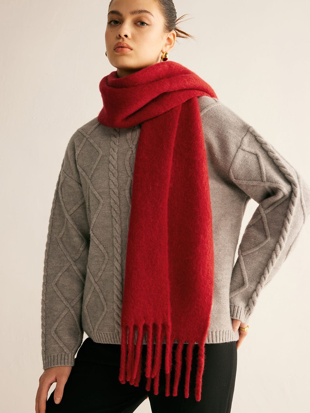 Écharpe rouge en laine avec franges douceur
