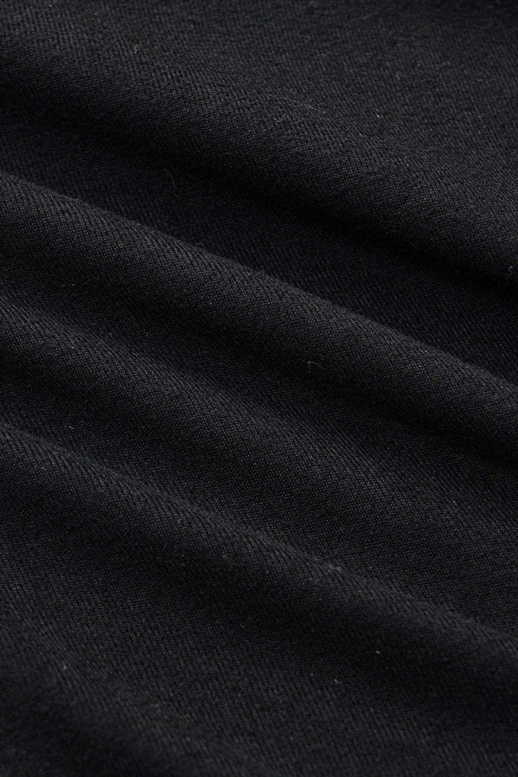 Détail des finitions métalliques nuage
