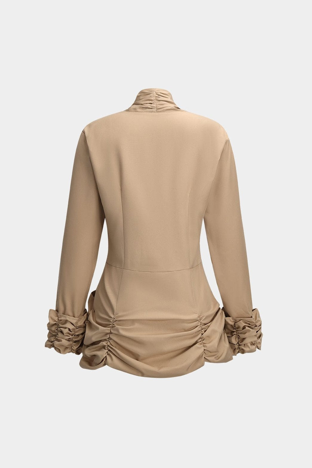Chemisier beige détail des boutons cristal