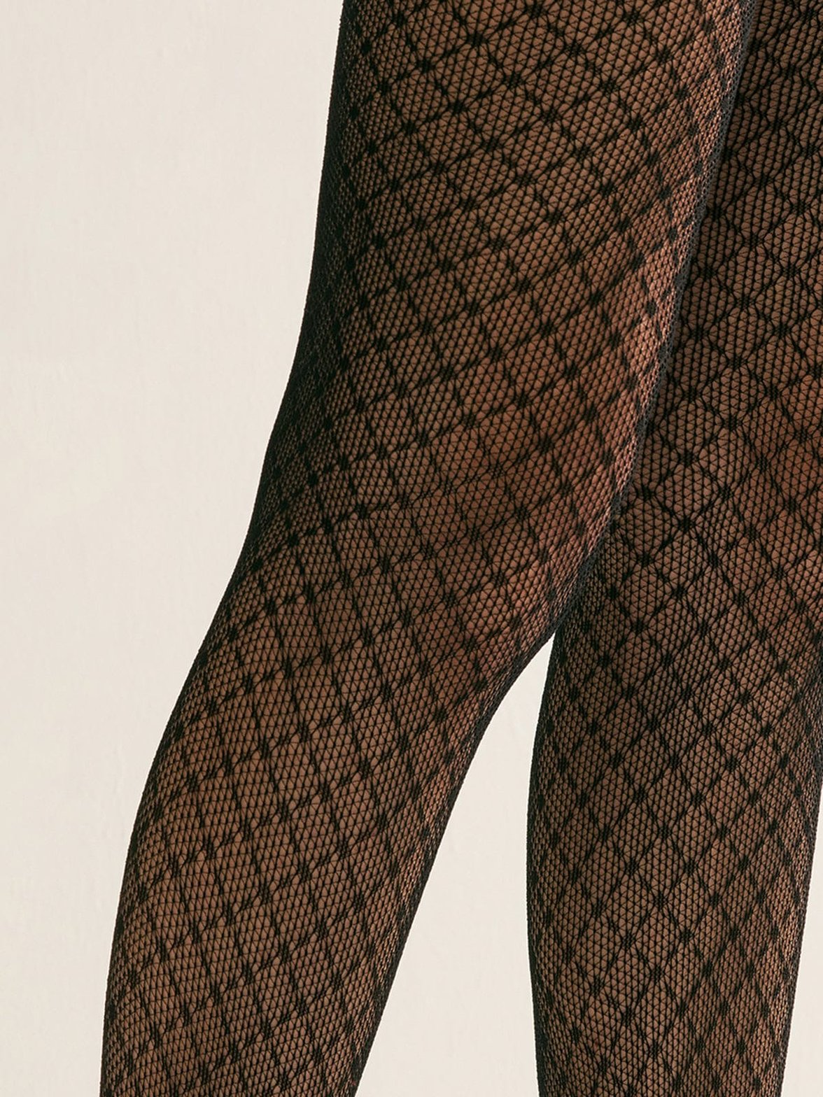 Collant résille motif géométrique chic