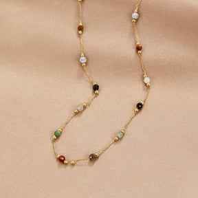 Collier délicat pierres naturelles arc-en-ciel