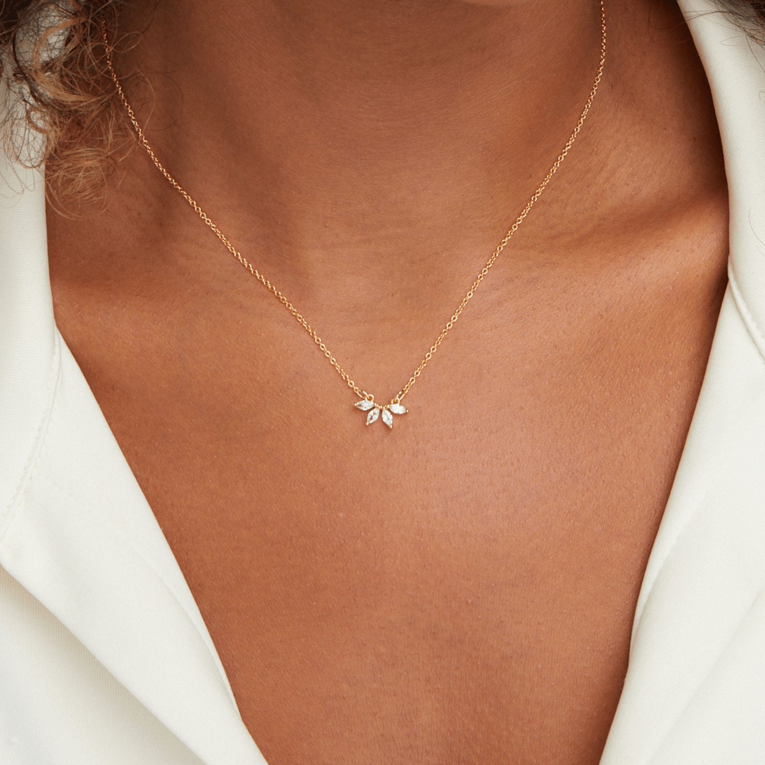 Pendentif feuille cristal doré brillant étoile