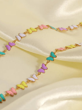 Détail du collier papillon douceur
