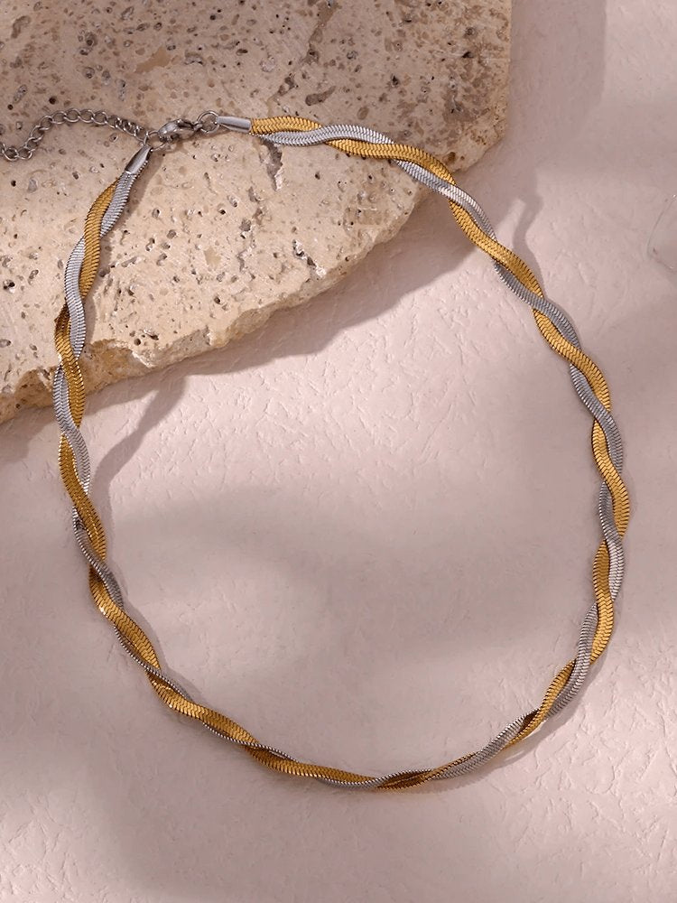 Collier serpent bicolore élégant délicat
